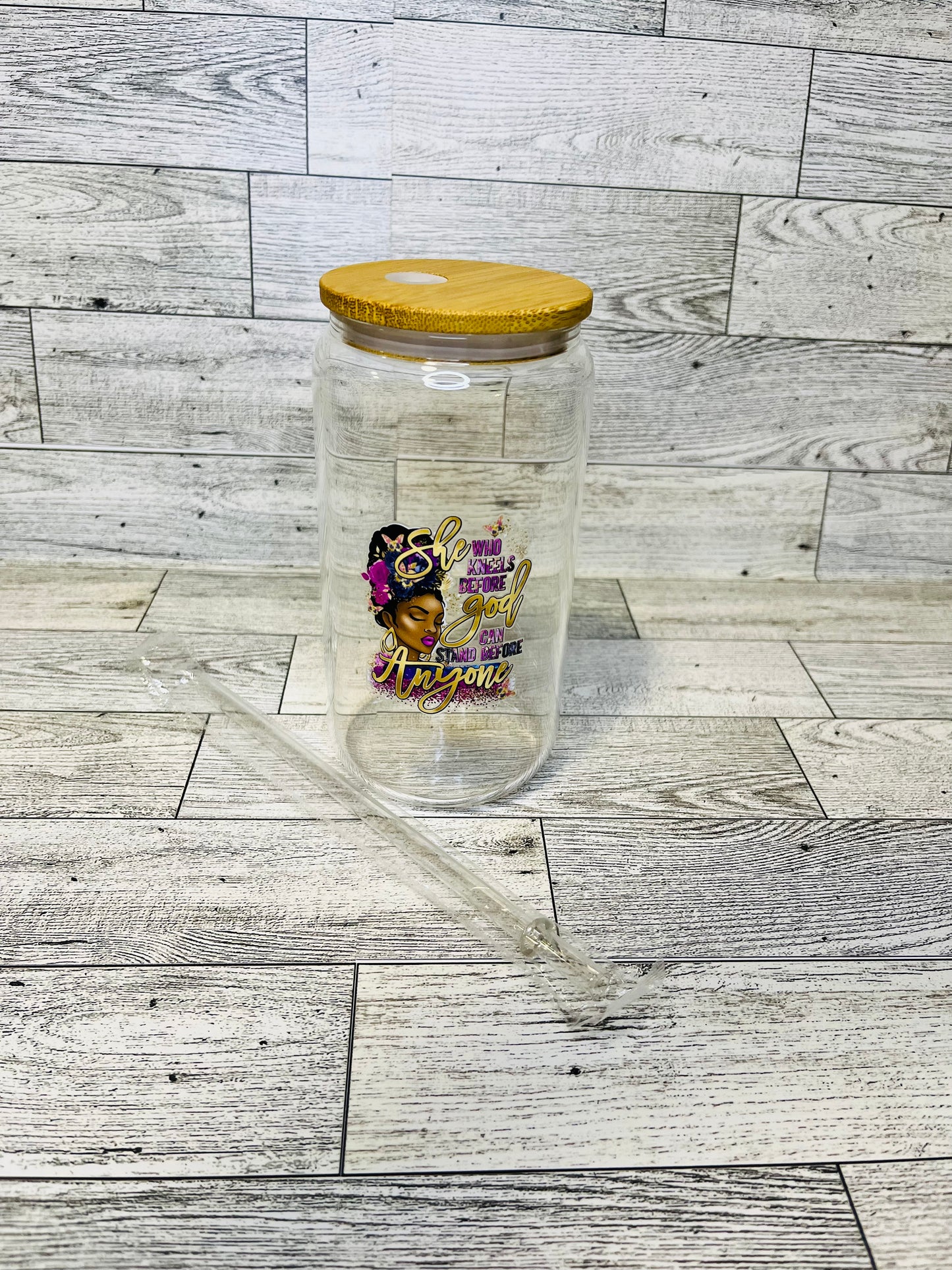 She who kneels 16oz glass cup