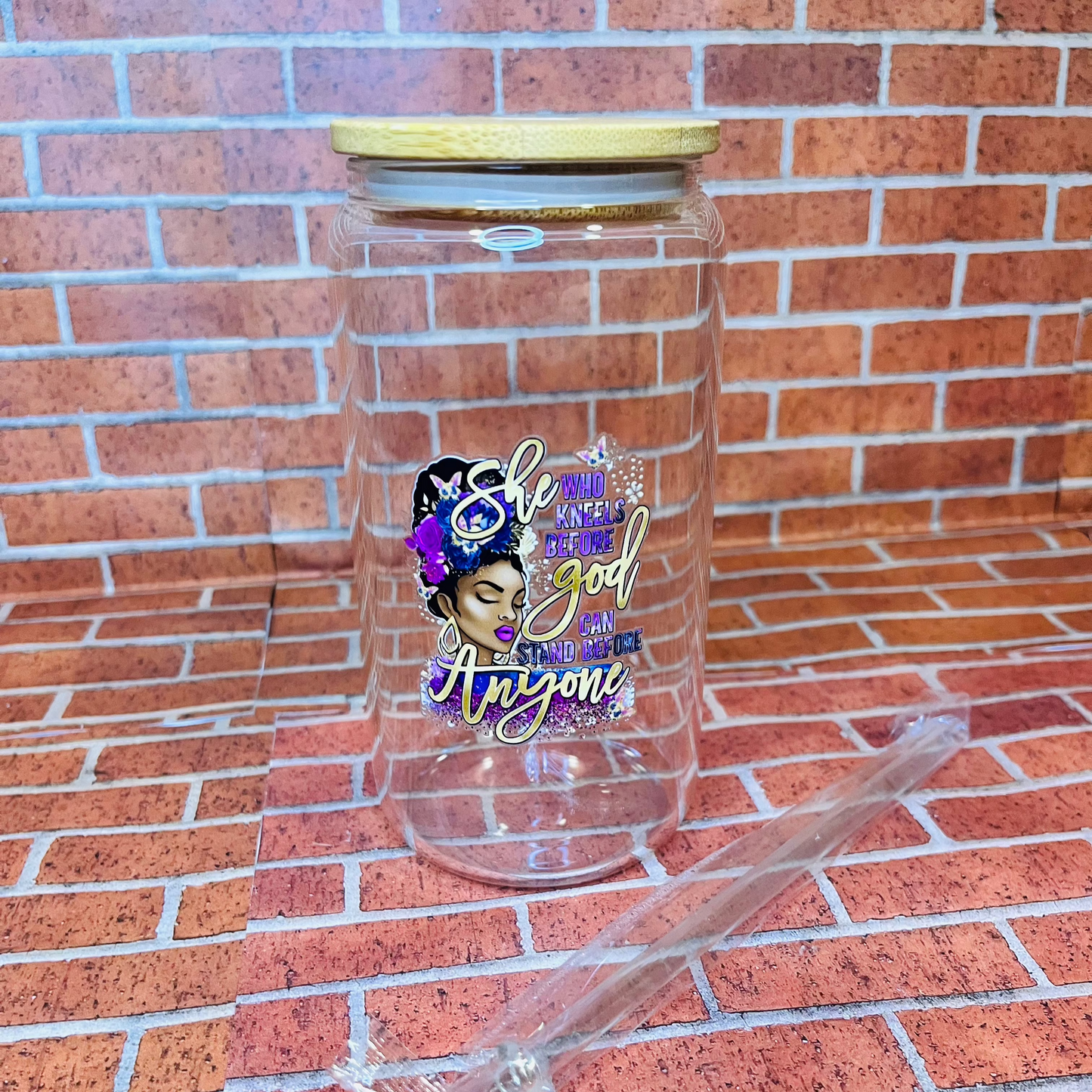 She who kneels 16oz glass cup