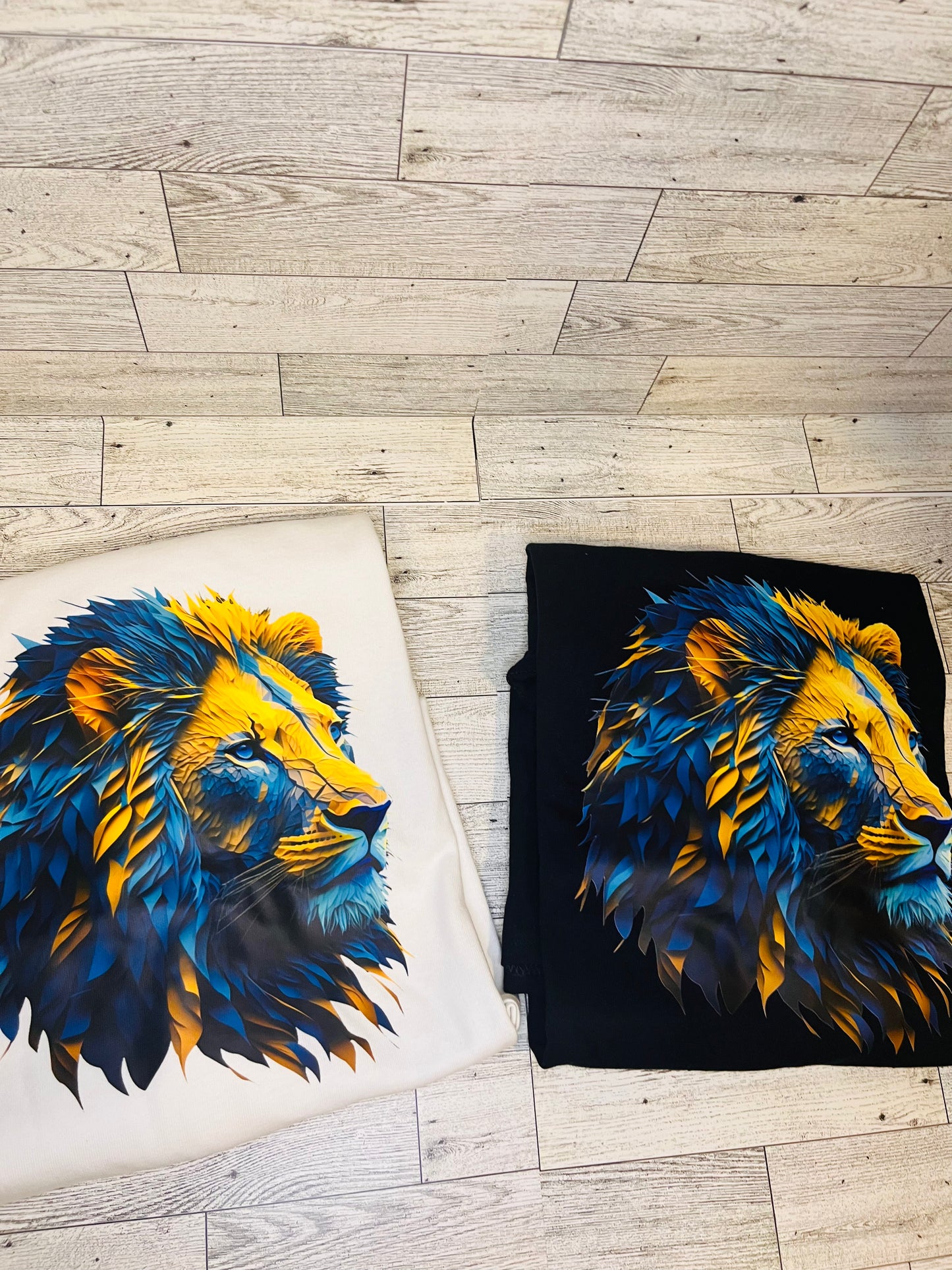 Blue Lion Men’s T Shirt